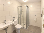 Badezimmer - Augsburg von oben: Gemütliche 3-Zimmer Wohnung mit Tiefgaragenstellplatz