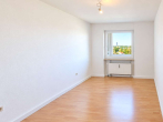 Schlafzimmer - Augsburg von oben: Gemütliche 3-Zimmer Wohnung mit Tiefgaragenstellplatz