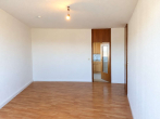 Wohnzimmer - Augsburg von oben: Gemütliche 3-Zimmer Wohnung mit Tiefgaragenstellplatz