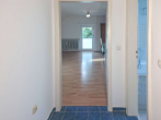 Flur - Blick Richtung Wohnbereich - 1-Zimmer DG-Wohnung in Augsburg-Hochzoll
